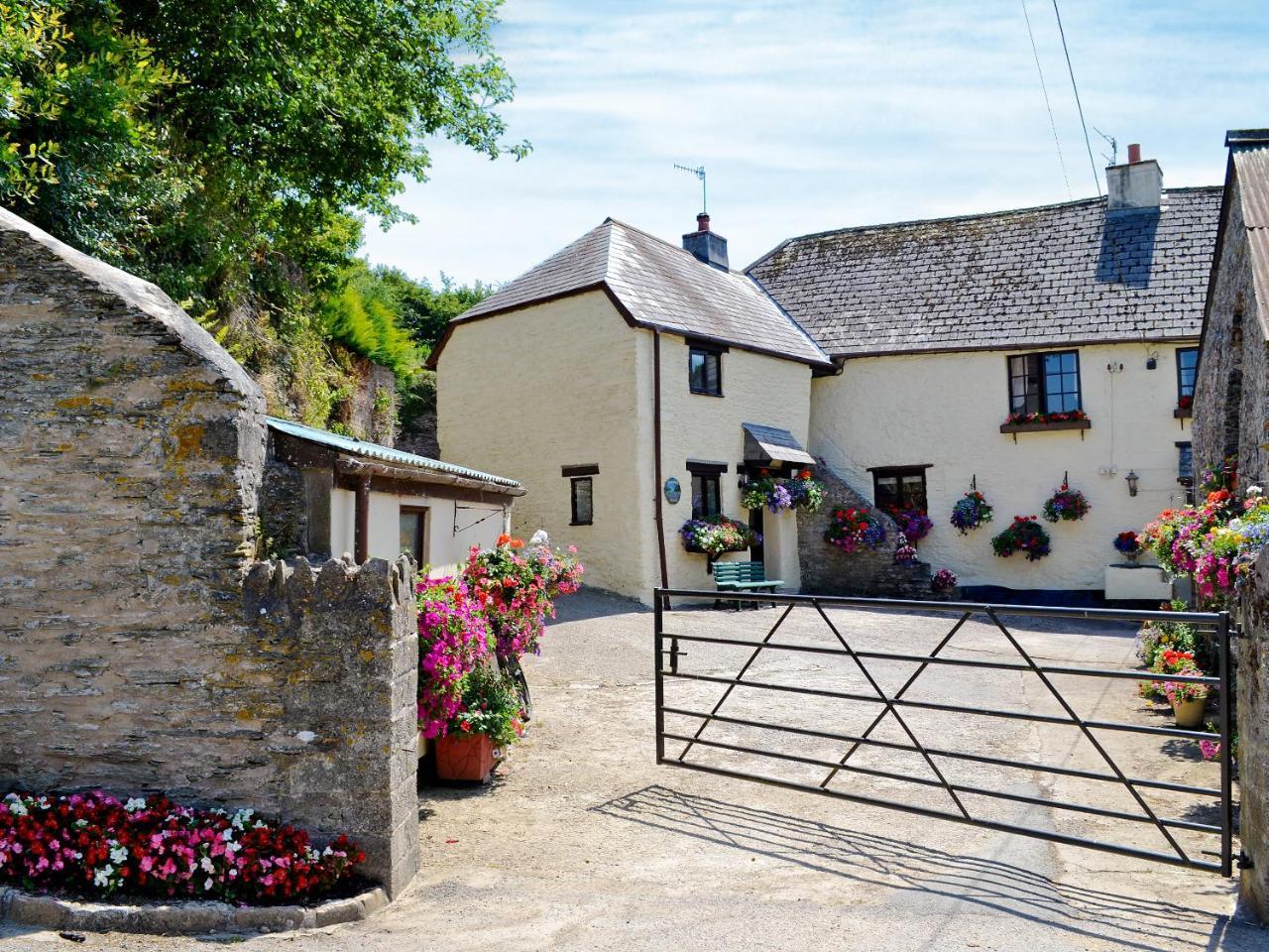Fordbrook Cottage Brixton  Buitenkant foto